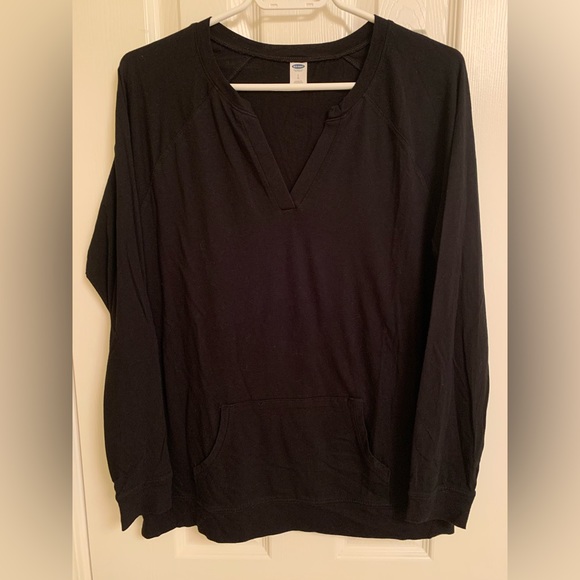 Old Navy Black Top with Kangaroo Pocket - Picture 1 of 4